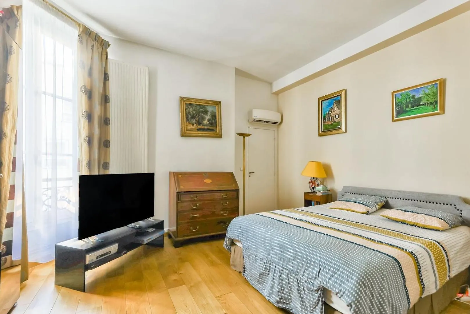 Ferienwohnung A Prestigious Location In Paris 0*,  Frankreich