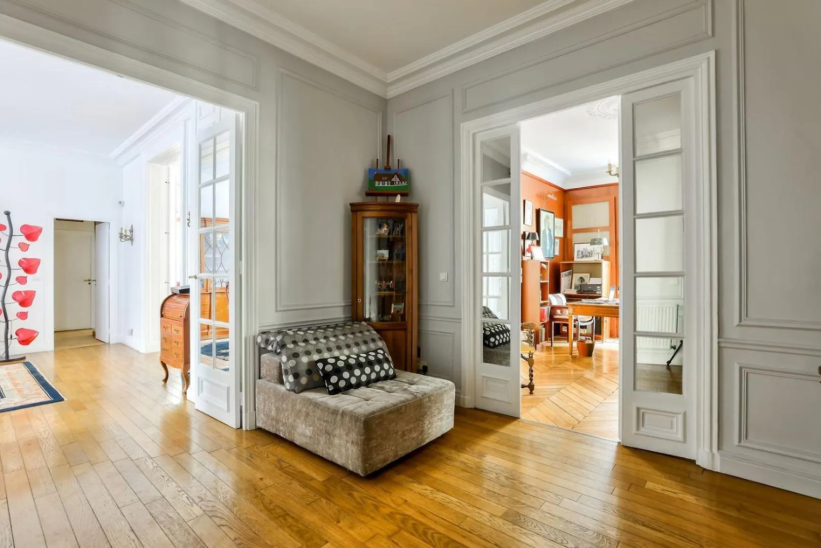 Apartment Ferienwohnung A Prestigious Location In Paris