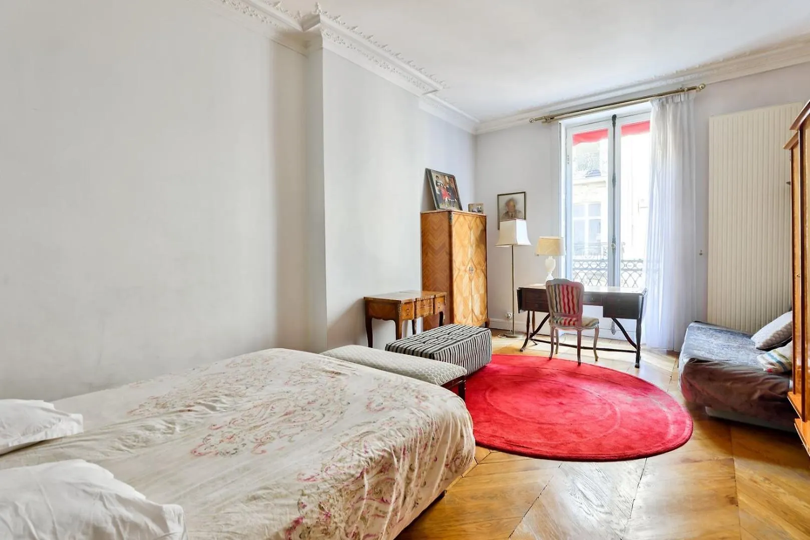 A Prestigious Location In Paris Apartment France